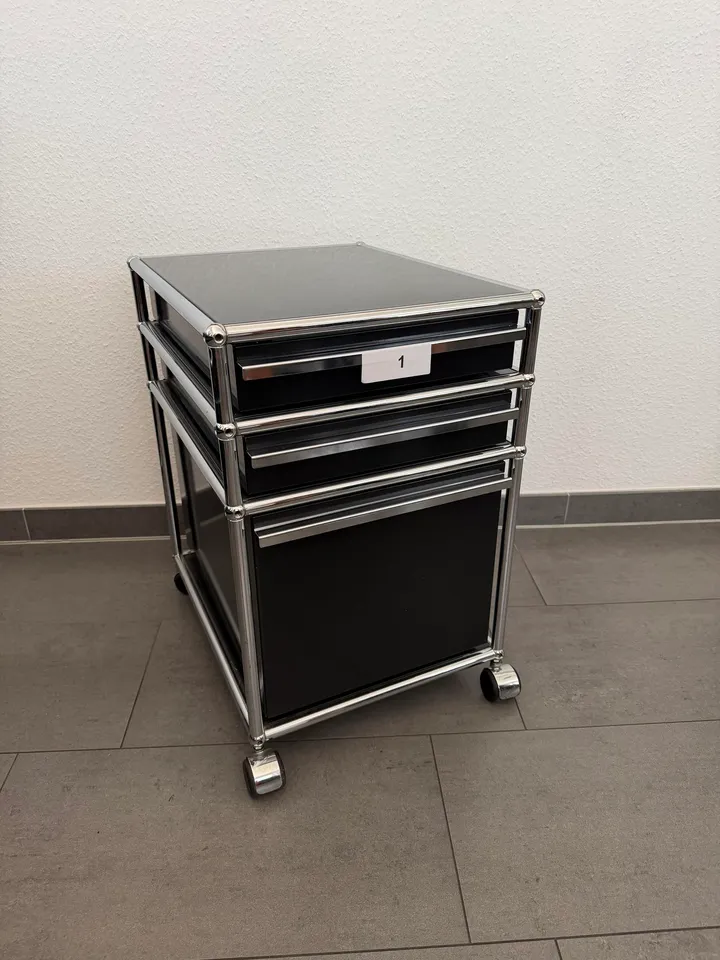 USM Haller Rollcontainer